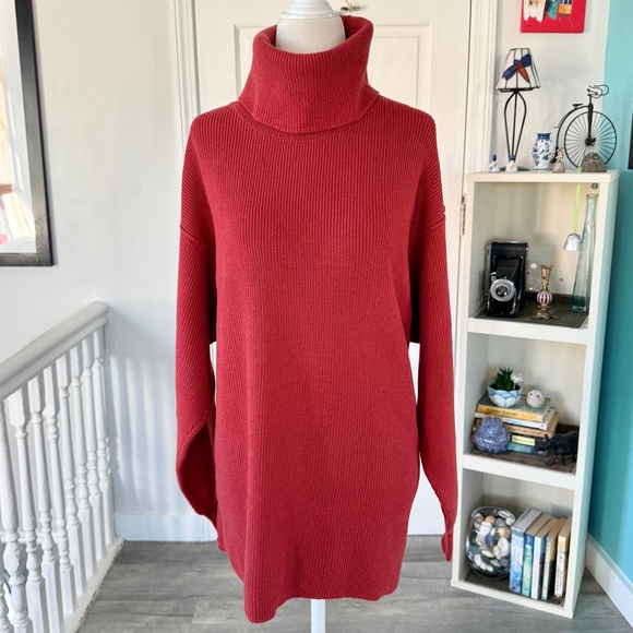 FREE PEOPLE Softly Structured Red Knit Turtleneck Tunic Sweater (size XS) - Picture 2 of 13